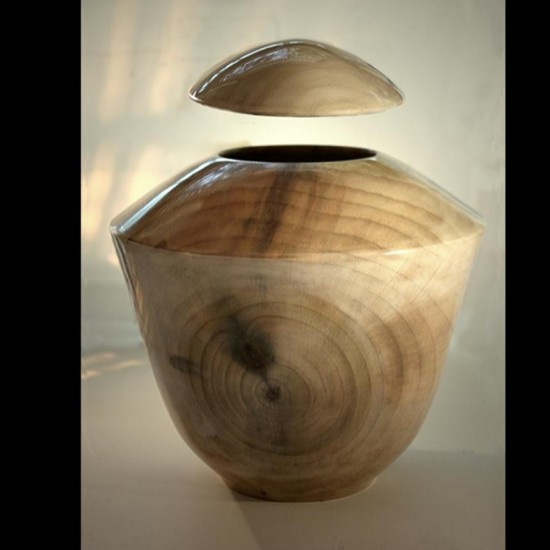 Natural wood urn